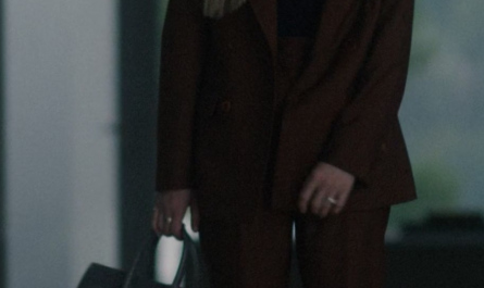 #769 Wardrobe Item – American Horror Story – Delicate – Season 12 Episode 4 – Vanishing Twin (2023) (Timecode – H00M12S48)