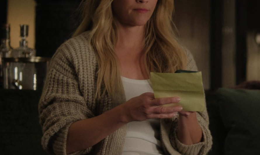 Chunky Taupe Open-Front Knit Cardigan of Reese Witherspoon as Bradley Jackson