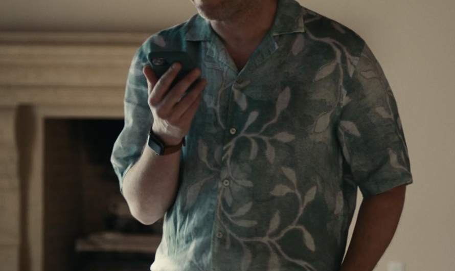 Tropical Leaf Print Casual Button-Down Short-Sleeve Shirt Worn by Seth Rogen as Gabe Plotkin
