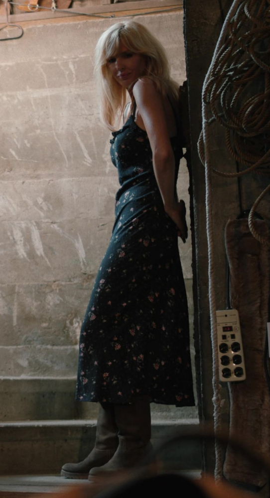 Black Floral Dress of Kelly Reilly as Bethany "Beth" Dutton