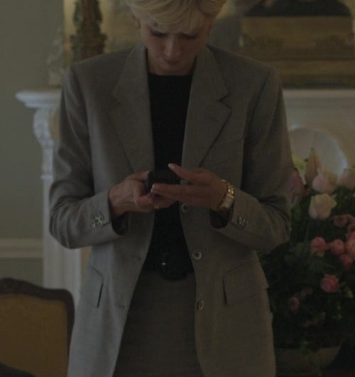 Grey Blazer and Pants Suit of Elizabeth Debicki as Princess Diana