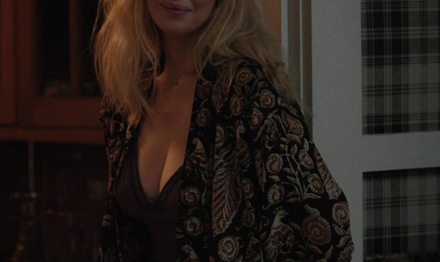 Bohemian Paisley-Patterned Flowing Robe Worn by Kelly Reilly as Bethany “Beth” Dutton
