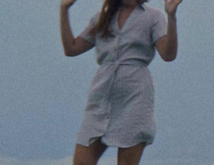 Striped Shirt Dress of Leighton Meester as Ali Moyer