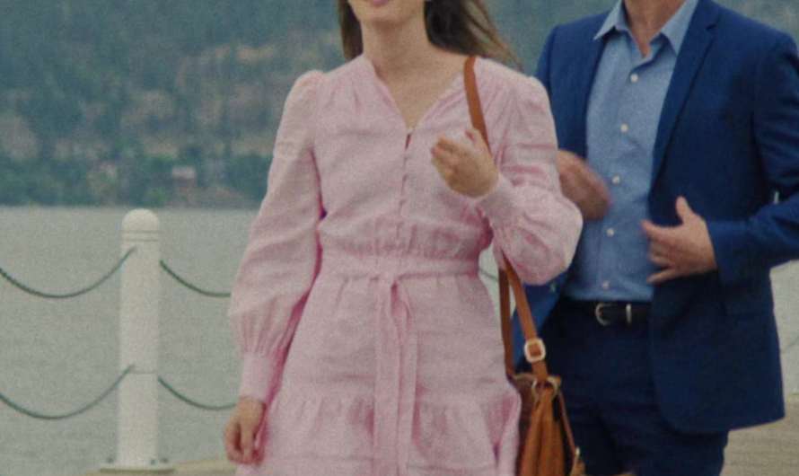 Light Pink Long-Sleeve Mini Dress with Drawstring Waist Worn by Leighton Meester as Ali Moyer