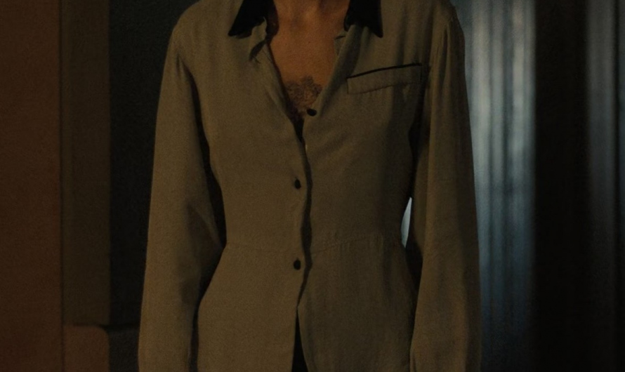 Casual Contrast Collar Button-Up Shirt of Emma Corrin as Darby Hart