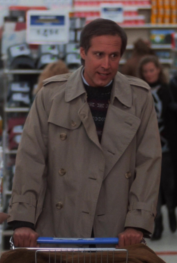 classic double-breasted trench coat - Chevy Chase (Clark W. "Sparky" Griswold Jr.) - National Lampoon's Christmas Vacation (1989) Movie