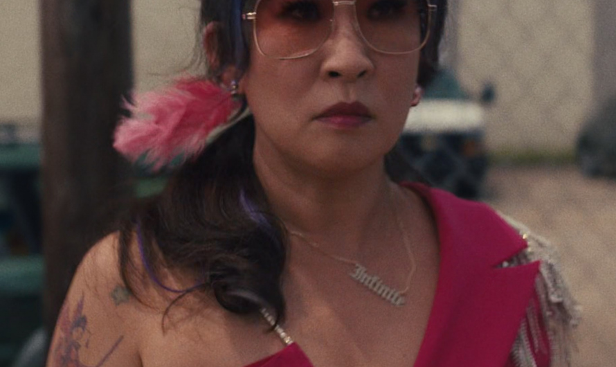 Vintage Oversized Square Tinted Rose Gold Sunglasses Worn by Sandra Oh as Jenny Yum