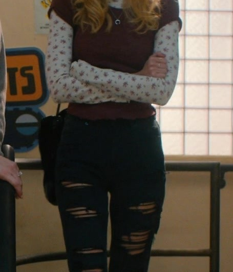 Black Distressed Skinny Jeans Worn by Gus Birney as Gaynor Phelps