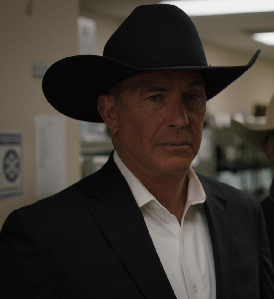 Black Wide-Brimmed Cowboy Hat of Kevin Costner as John Dutton III