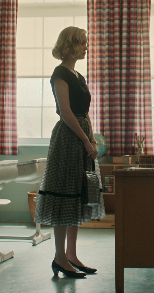 Checkered Pattern Pleated Midi Skirt of Brie Larson as Elizabeth Zott from Lessons in Chemistry TV Show