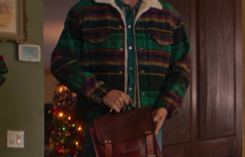 Classic Brown Leather Messenger Bag with Buckle Closures and Adjustable Strap of Robbie Amell as Graham Stroop