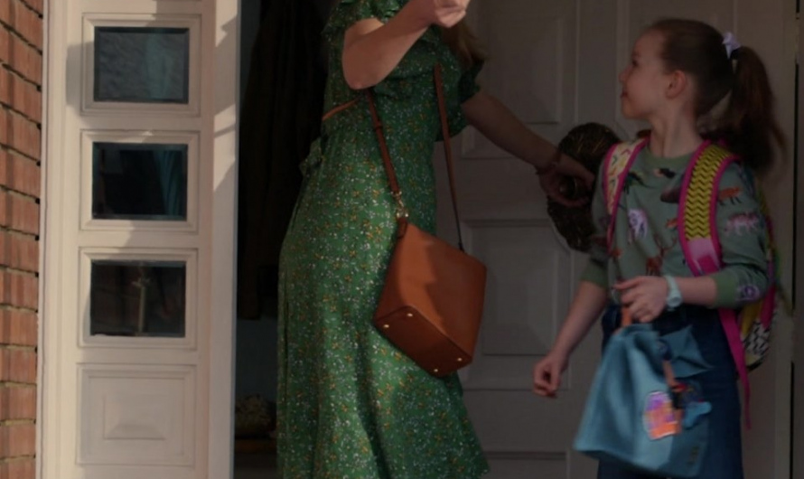 Brown Leather Ankle Boots with Block Heel of Alice Eve as Jenny Pettits