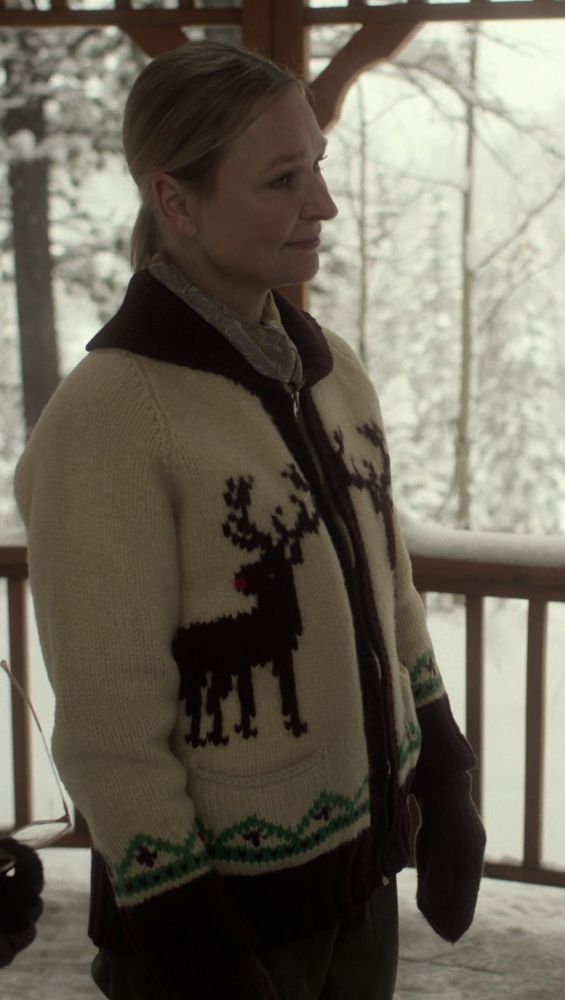Winter Wonderland Full-Zip Sweater with Festive Reindeer Pattern of Kari Matchett as Linda Hillman