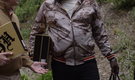 #104 – Bookie (2023 TV Show) – Some Whales Nix the Vig – Season 1 Episode 4 (Timestamp – H00M01S43)