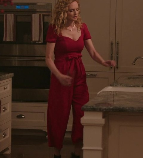 Red Jumpsuit of Heather Graham as Charlotte Sanders
