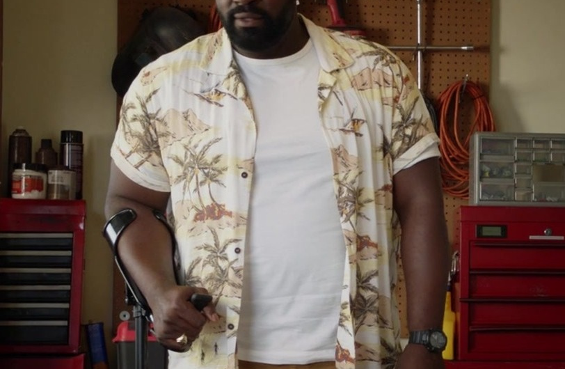Breezy Palm Beach Print Button-Down Shirt Worn by Stephen Hill as Theodore “T.C.” Calvin