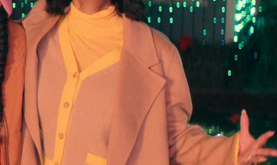 Button-Up Cardigan with Pocket Detail of Tracee Ellis Ross as Carol Carver