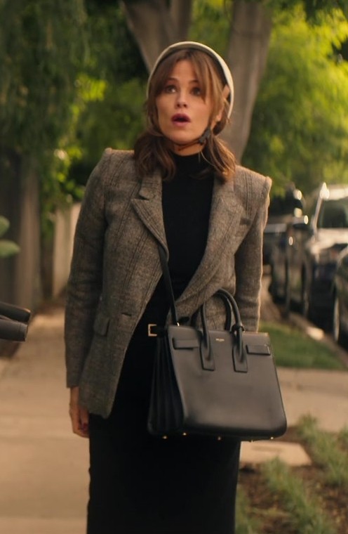 Black Leather Shoulder Bag of Jennifer Garner as Jess