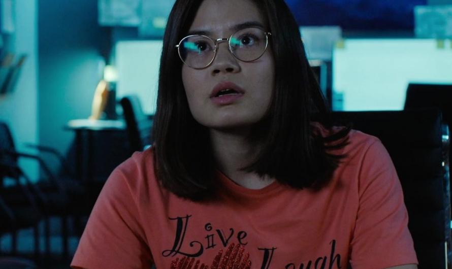 Live Laugh Las Vegas Pink Tee Worn by Kimi Rutledge as Maya Lerner