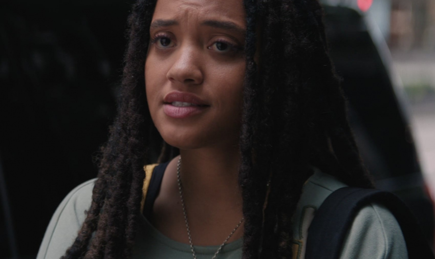 Boho Chic Nature-Inspired Gold Leaf Long Necklace of Kiersey Clemons as May Olowe-Hewitt