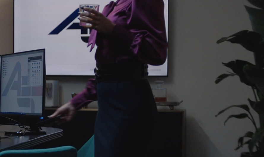 Dark Blue Pencil Skirt Worn by Dominique Tipper as Brenda Holland
