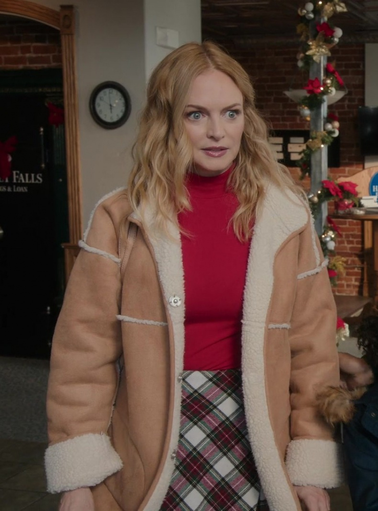 camel shearling jacket - Heather Graham (Charlotte Sanders) - Best. Christmas. Ever! (2023) Movie