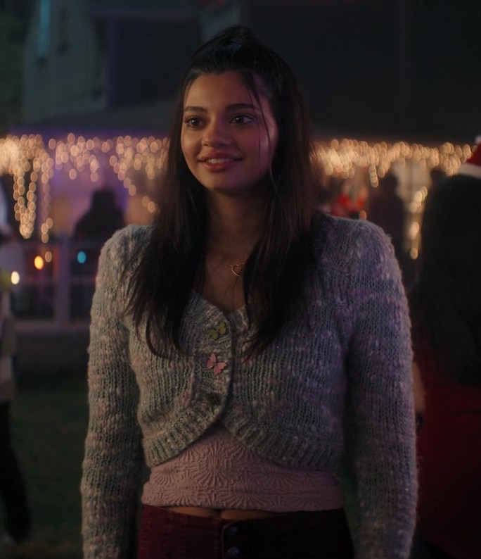 long sleeve knit crop cardigan with butterfly buttons - Vanessa Carrasco (Ariana) - Family Switch (2023) Movie