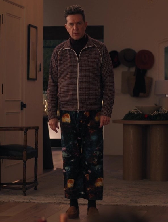 space print pants - Ed Helms (Bill) - Family Switch (2023) Movie