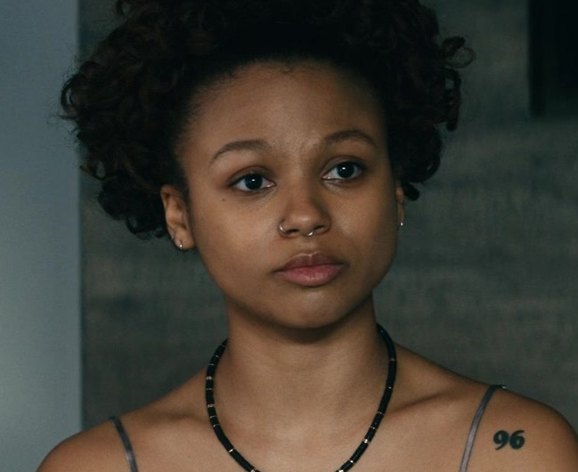 Minimalist Beaded Necklace of Myha’la as Ruth Scott