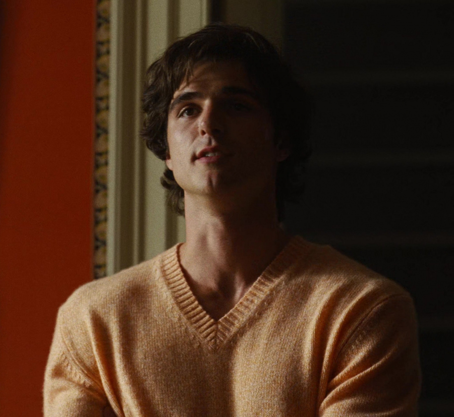 orange v-neck knit sweater - Jacob Elordi (Felix Catton) - Saltburn (2023) Movie