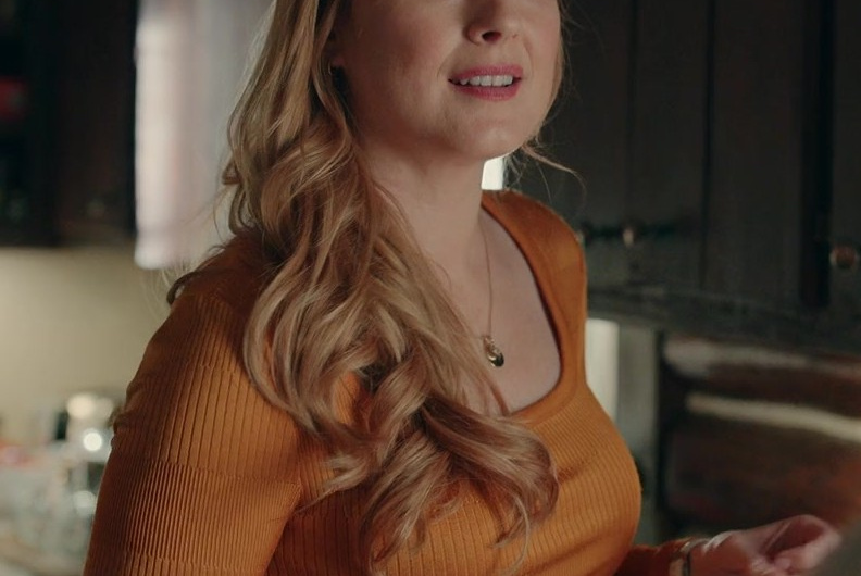 Spice Yellow Ribbed Knit Long Sleeve Top Worn by Alexandra Breckenridge as Mel Monroe