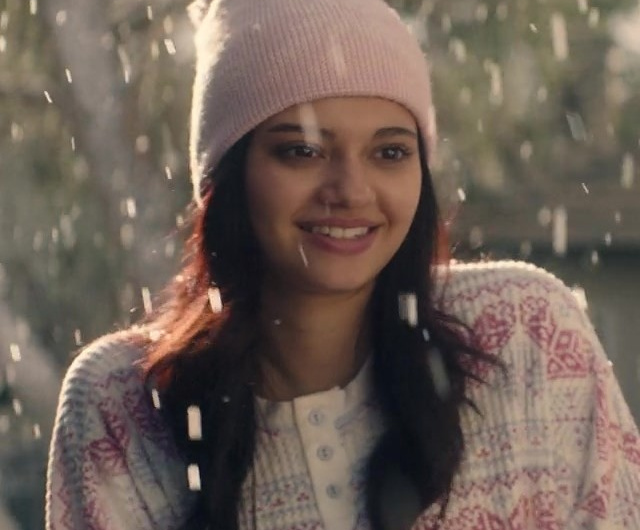 Pink Beanie of Vanessa Carrasco as Ariana