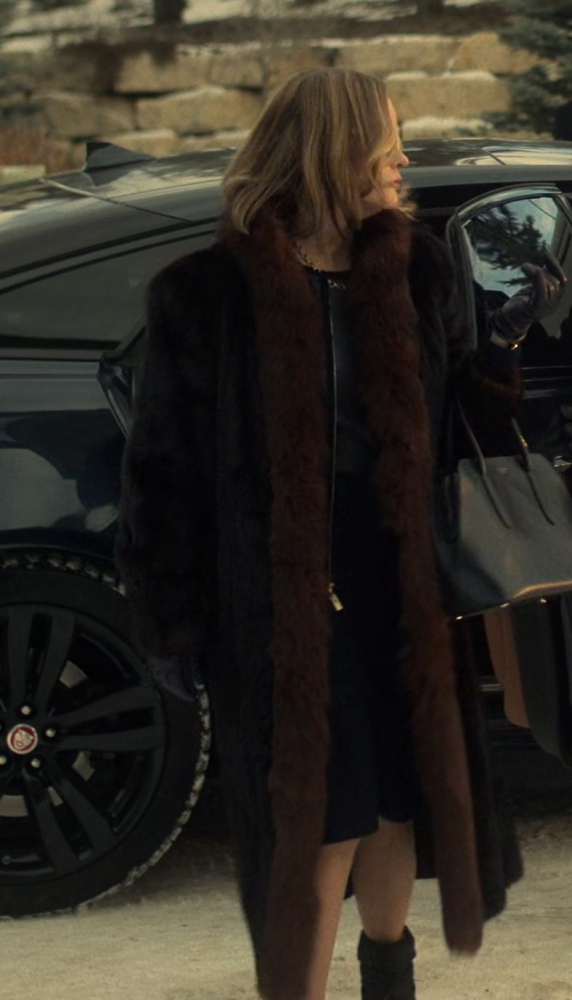 black and brown fur coat - Jennifer Jason Leigh (Lorraine Lyon) - Fargo TV Show