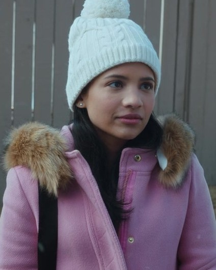 White Knit Beanie Hat of Nikki Rodriguez as Jackie Howard