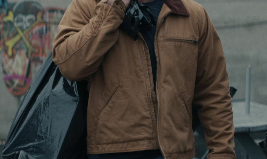 Rugged Camel Brown Canvas Jacket with Corduroy Collar Worn by Alan Ritchson as Jack Reacher