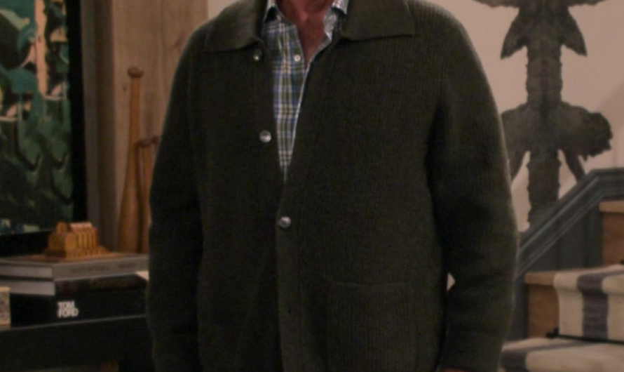 Green Cardigan with Front Pockets of Kelsey Grammer as Frasier Crane