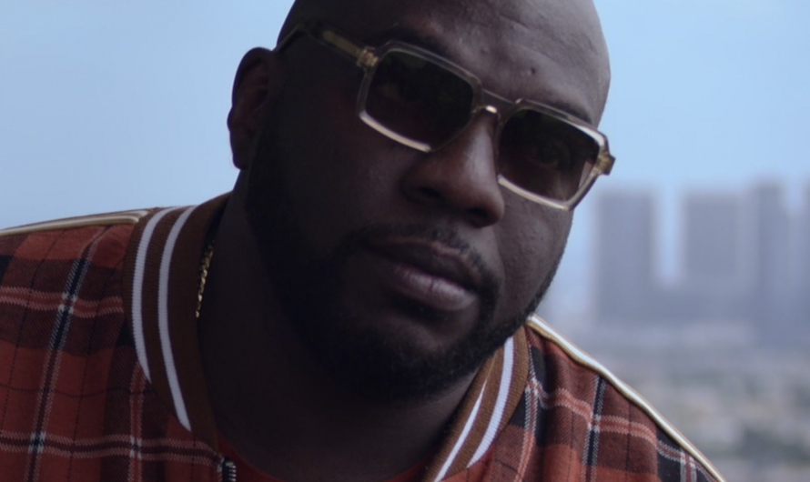 Bold Square Frame Designer Sunglasses Worn by Omar Dorsey as Ray