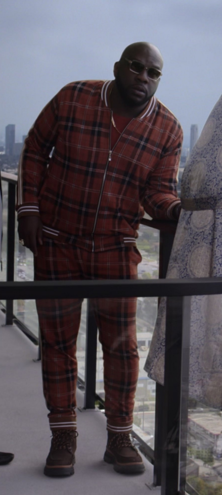 Red Plaid Tracksuit of Omar Dorsey as Ray