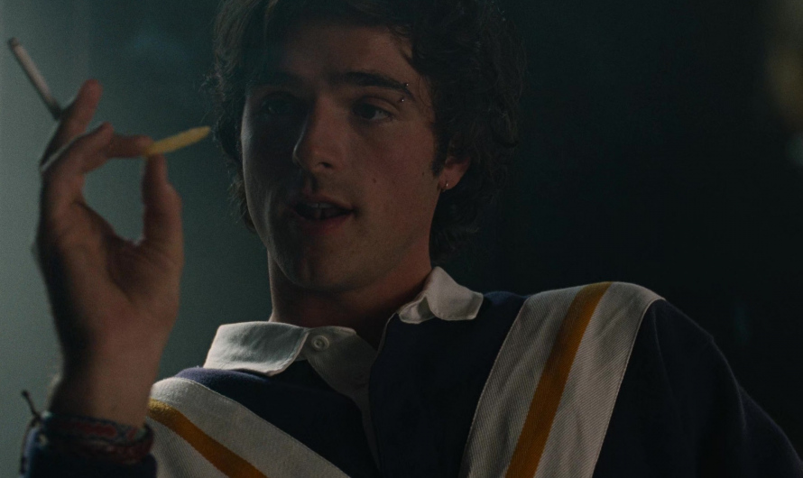 Classic Rugby-Style Striped Polo Shirt of Jacob Elordi as Felix Catton