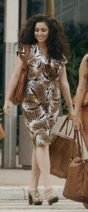 leopard print shirt and skirt combo - Aurora Cossio (Estella) - Griselda TV Show