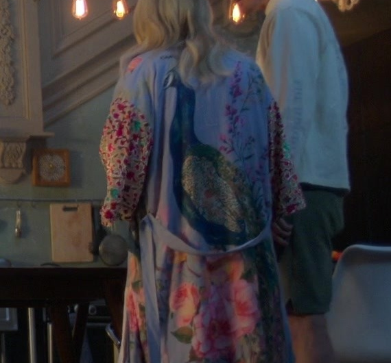 Peacock Long Kimono Robe Worn by Emma Hunton as Davia Moss