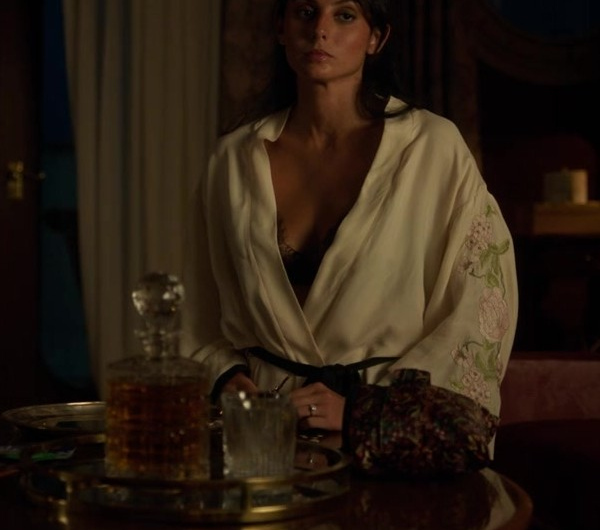 Floral Embroidery Pattern Kimono Robe Worn by Pardis Saremi as Leila