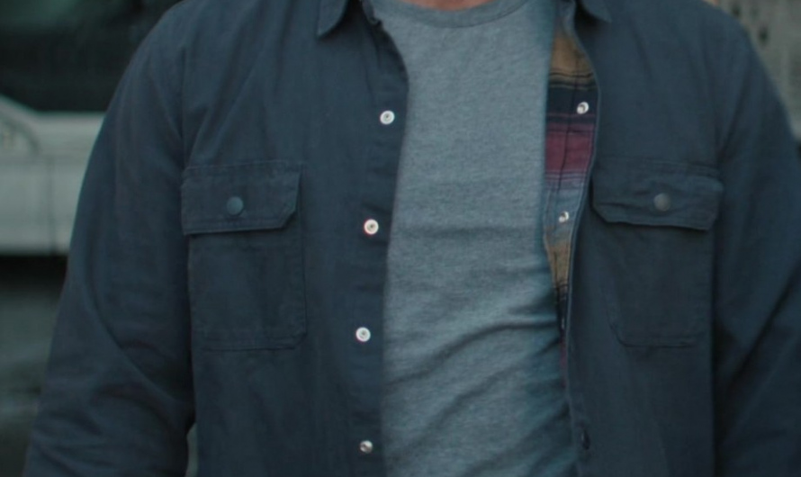 Rugged Charcoal Button-Down Shirt Worn by Alan Ritchson as Jack Reacher