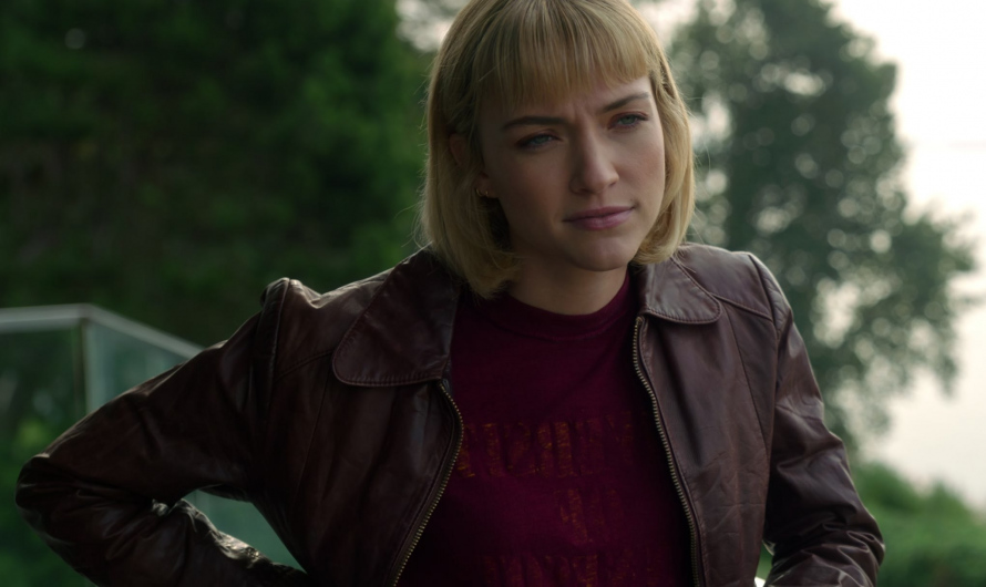 Brown Leather Jacket of Violett Beane as Imogene Scott