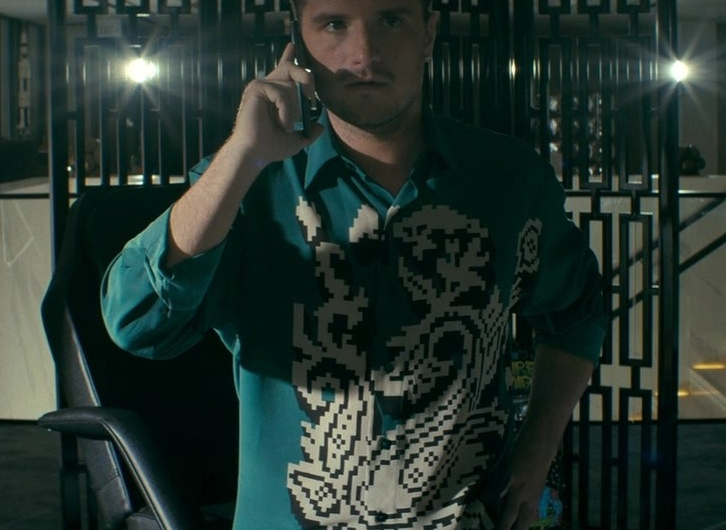 Pixelated Art Print Shirt Worn by Josh Hutcherson as Derek Danforth