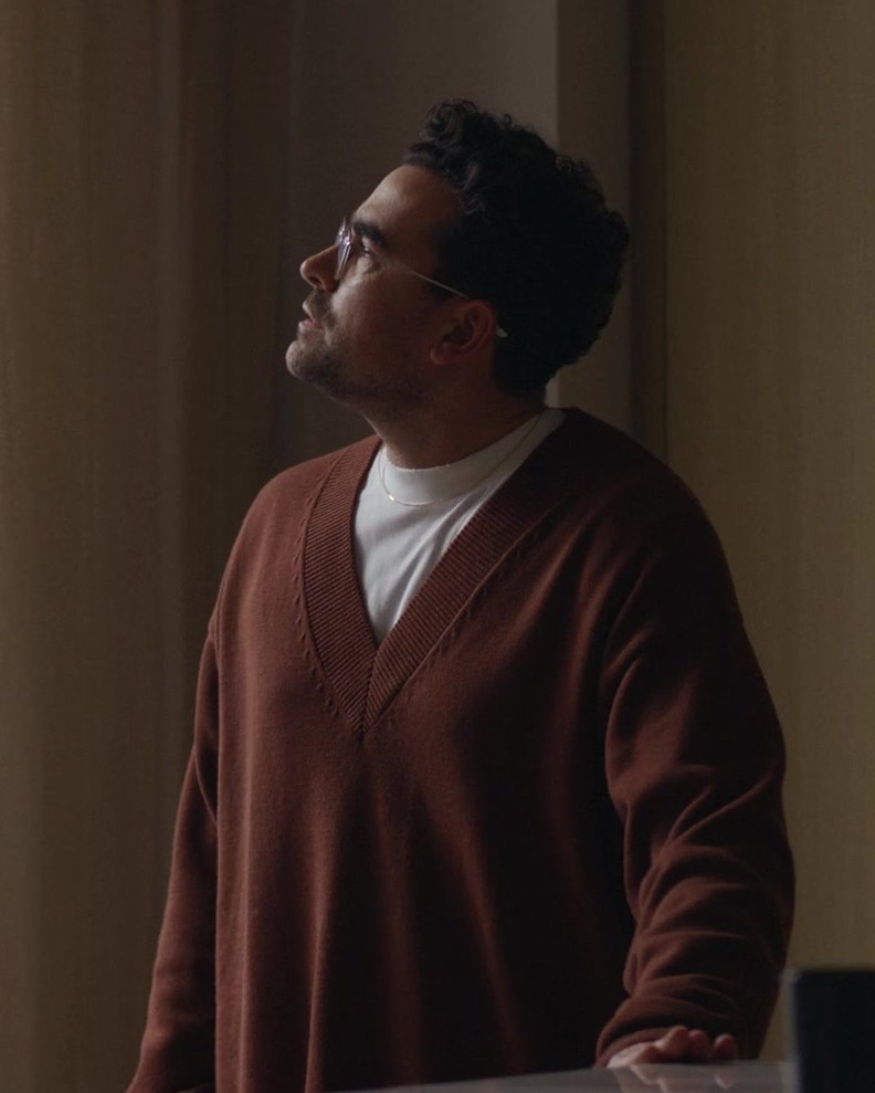 Worn on Good Grief (2023) Movie - Brown V-Neck Pullover Sweater Worn by Daniel Levy as Marc