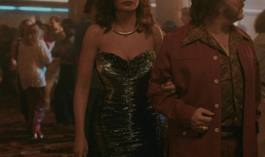Glamorous Metallic Strapless Evening Gown Worn by Sofía Vergara as Griselda Blanco