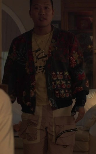 Multi-Pocket Cargo Shorts Worn by Joon Lee as TK Lee