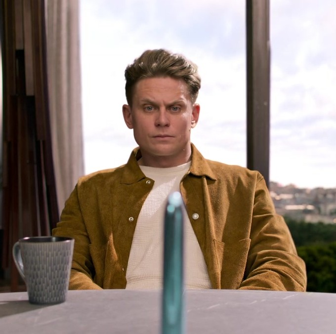 Mustard Yellow Suede Shirt Jacket of Billy Magnussen as Magnus from Lift (2024) Movie