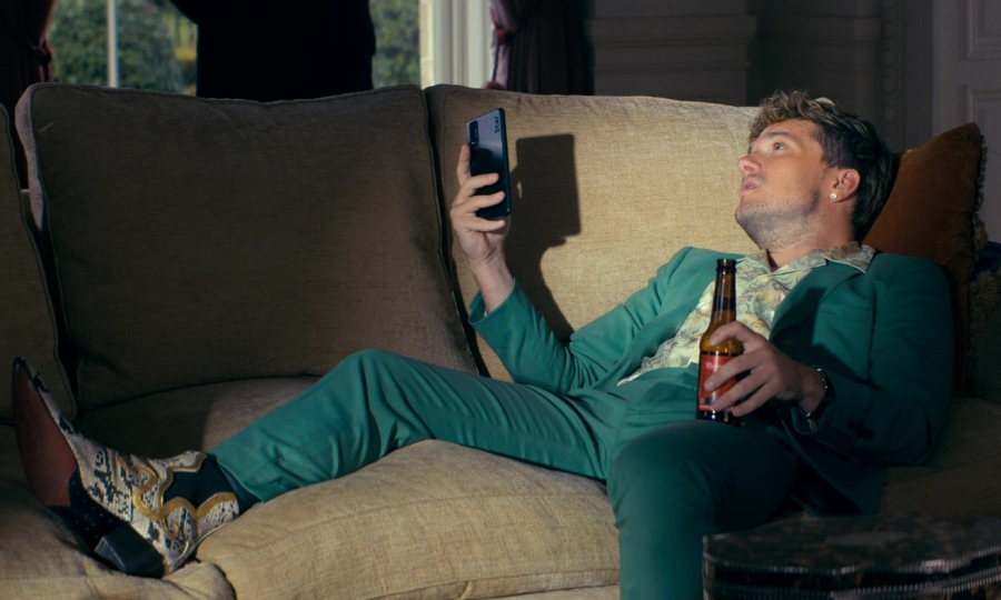 green teal suit - Josh Hutcherson (Derek Danforth) - The Beekeeper (2024) Movie